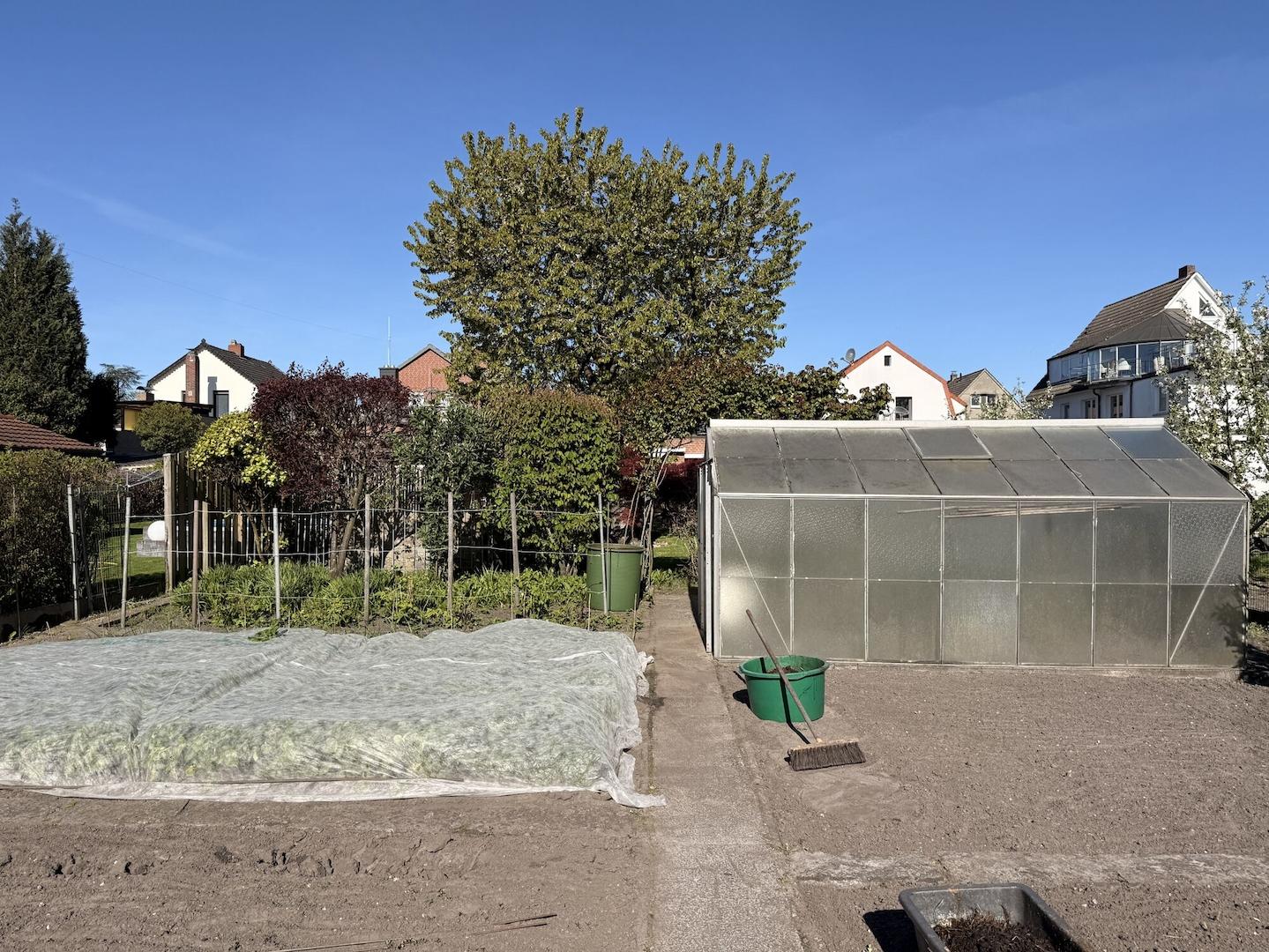 rückwärtiges Haus / Süd-Garten