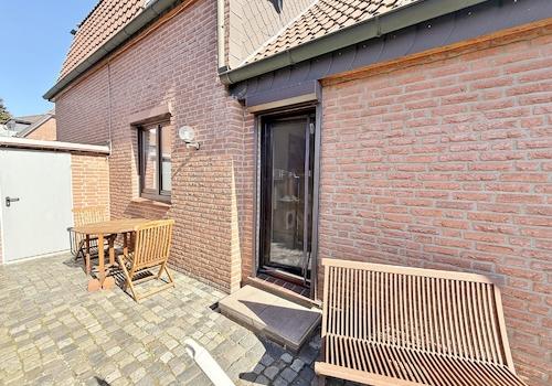 vorderes Haus / EG / Terrasse
