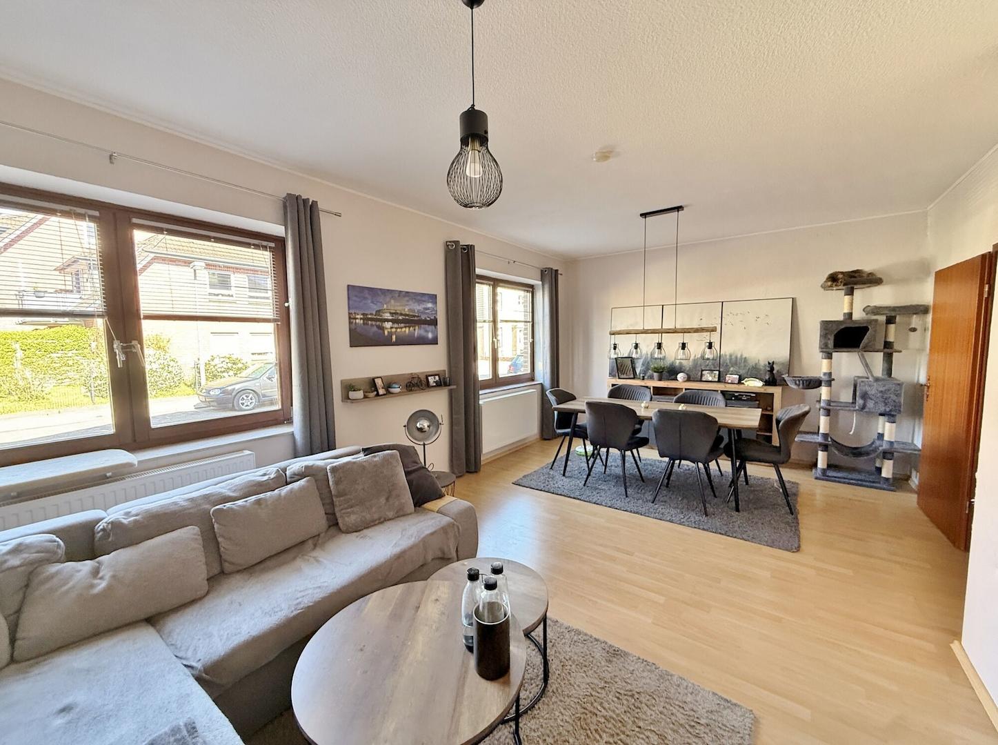 vorderes Haus – Wohn- u. Esszimmer