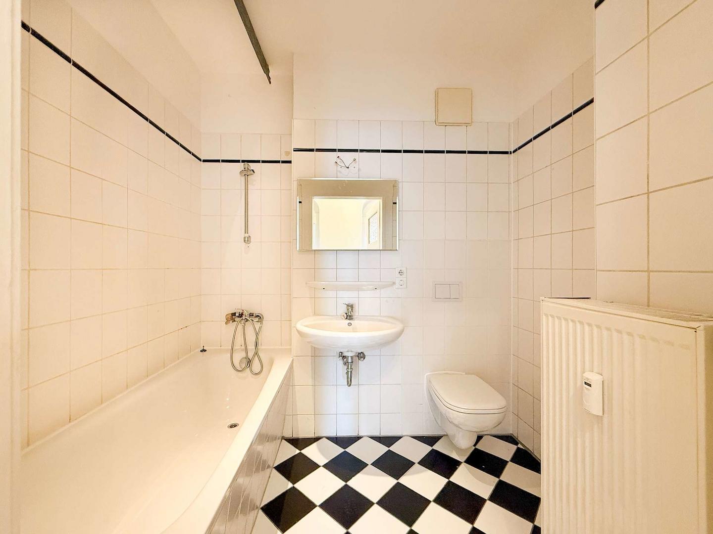 Bad mit Wanne