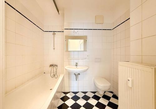 Bad mit Wanne
