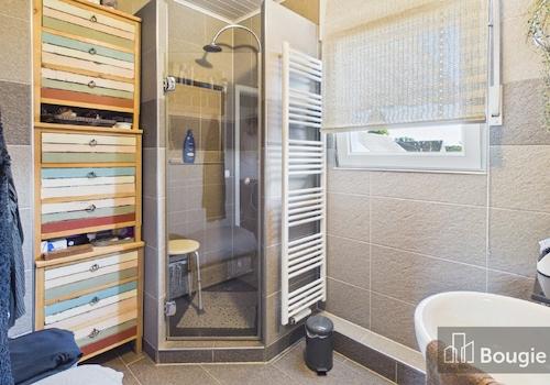 Badezimmer OG