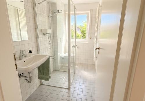 Dusche mit WC