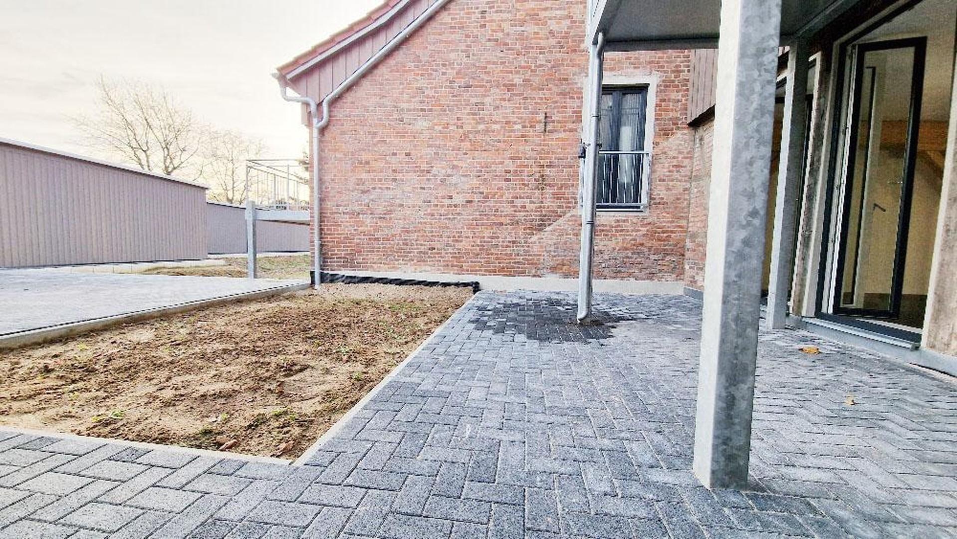Terrasse mit Grünfläche