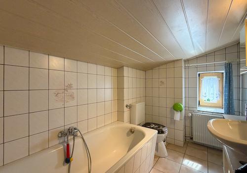 Wannenbad im DG
