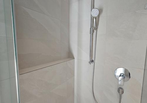 Dusche als Beispiel