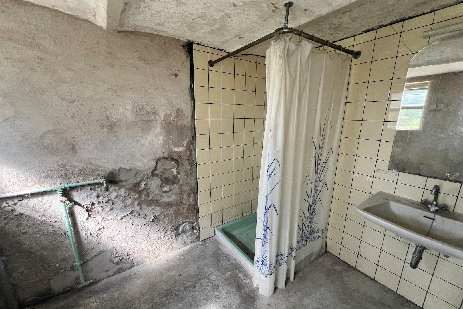 Dusche Keller