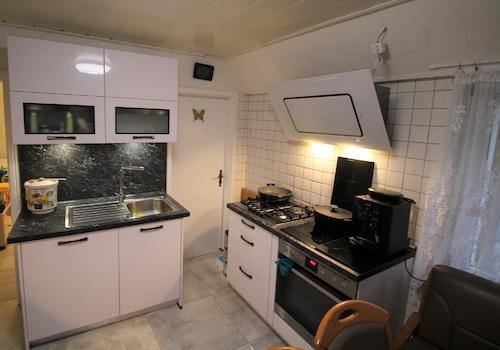 Neue Küche EG Bild 2 mit Gasherd