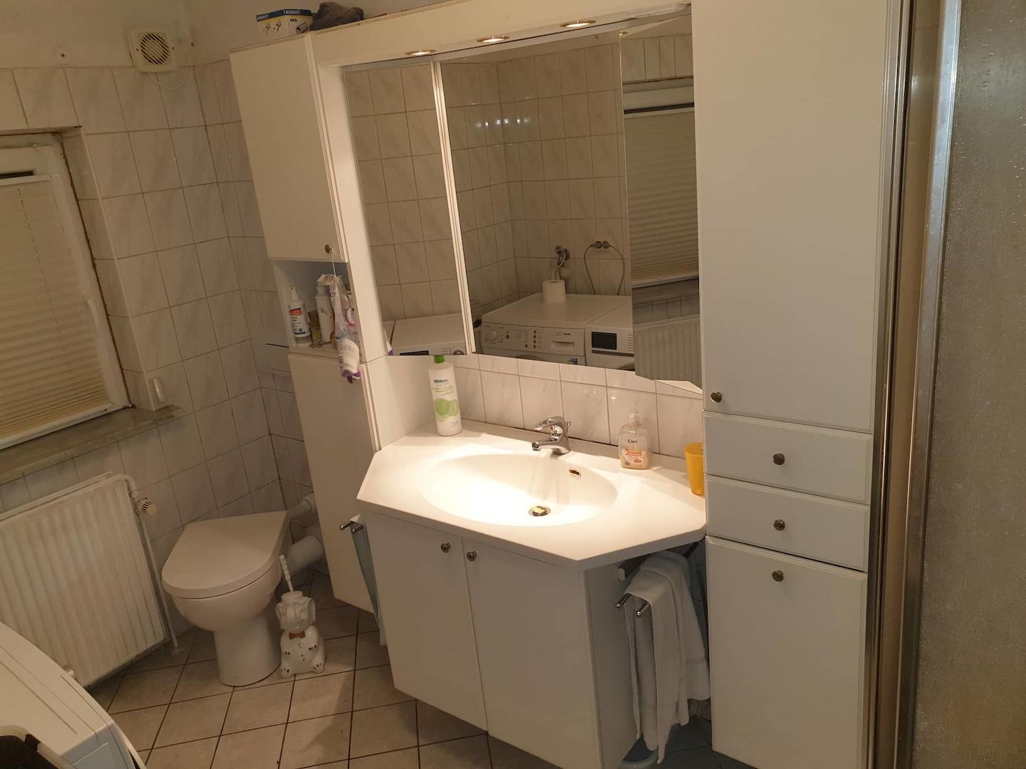 Duschbad EG