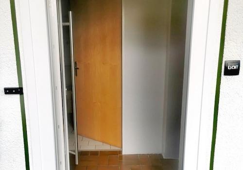 Wohnungszugang und Flur