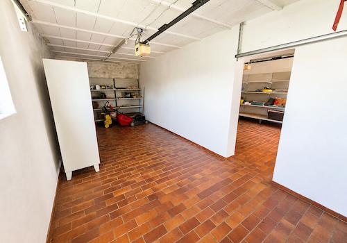 Garage 2