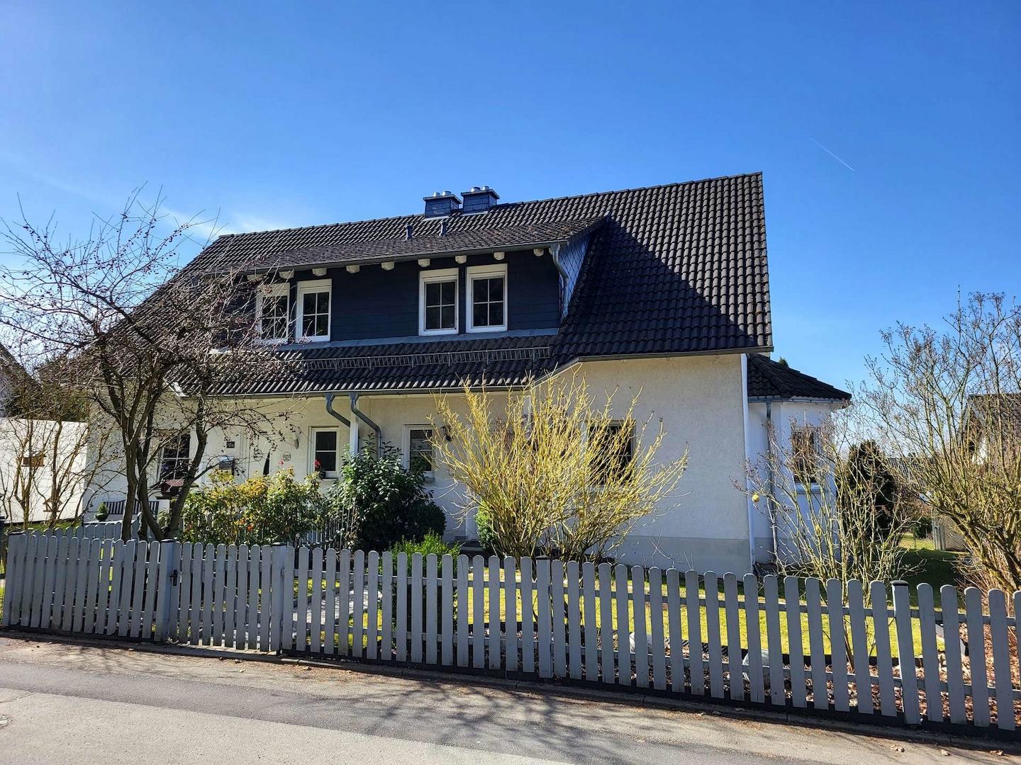 1117 B - Straßenansicht