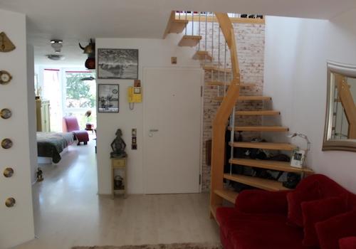 Wohnbereich mit Treppe 