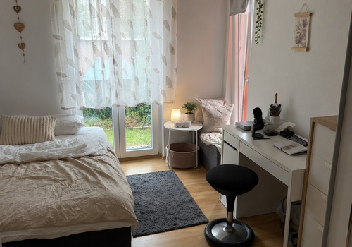 Schlafzimmer 2