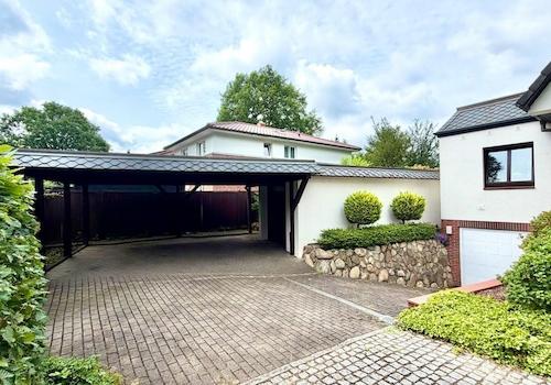 Carport / Garagen