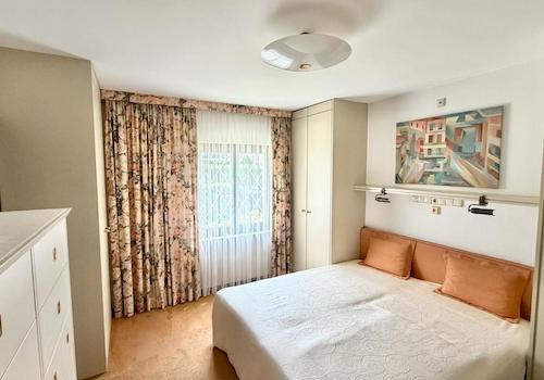 Schlafzimmer 1 EG