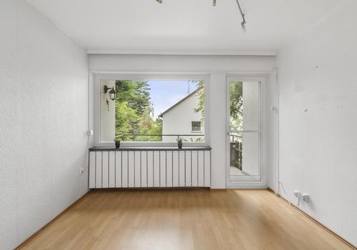 Schlafzimmer mit Balkonzugang