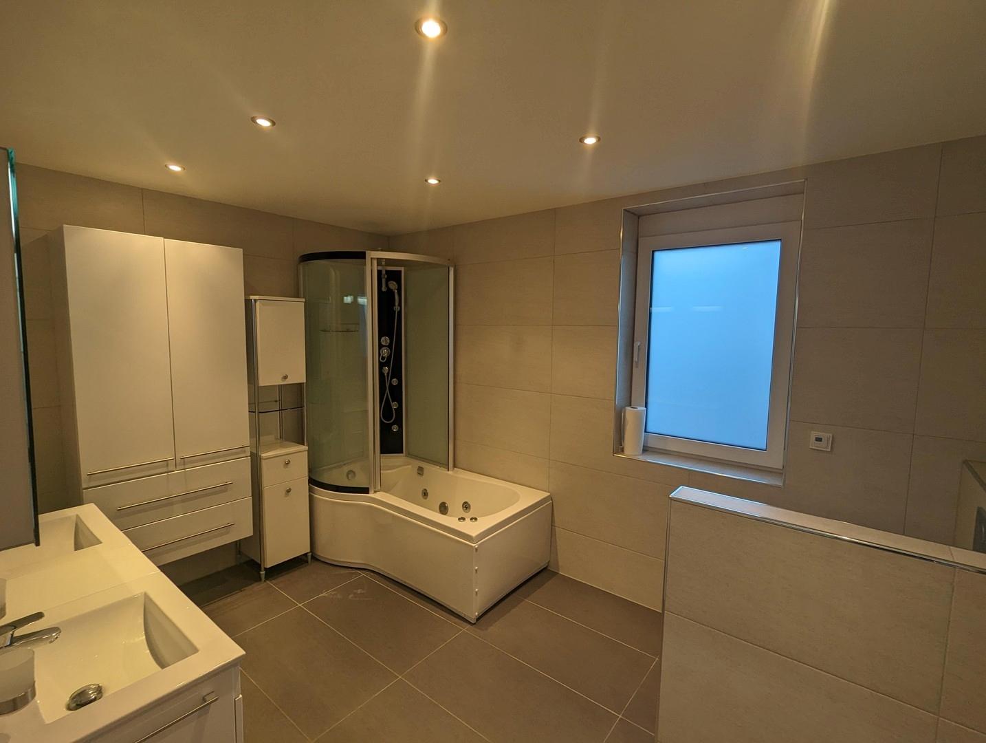 Badezimmer 1