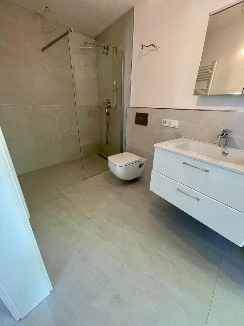 Badezimmer 2