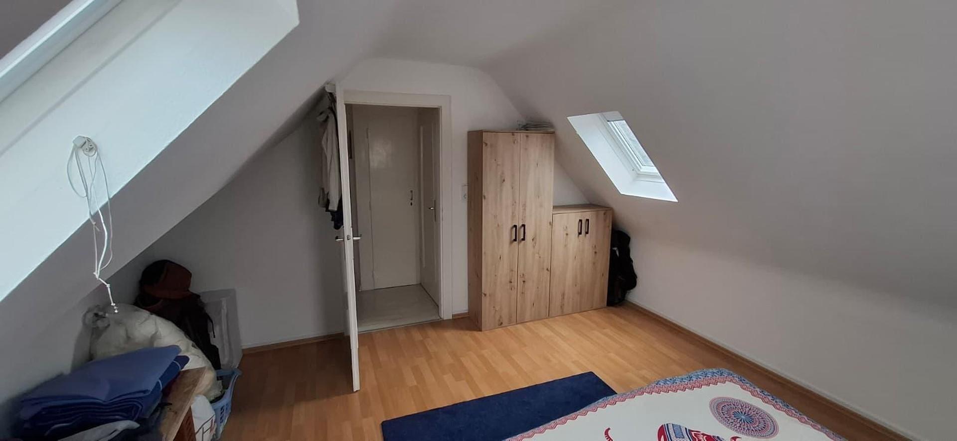 Schlafzimmer 2(2)