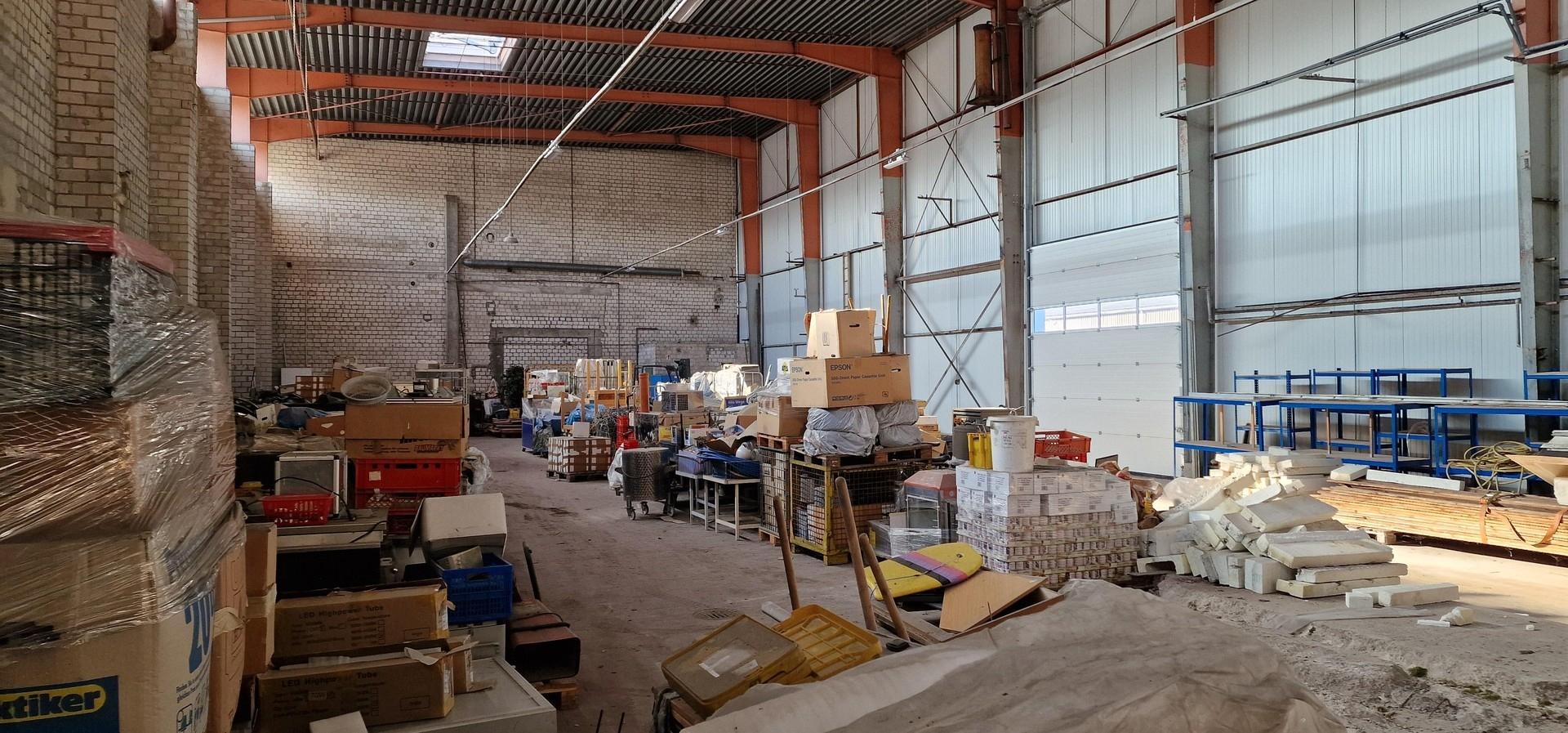 Halle 650 qm Innen 1
