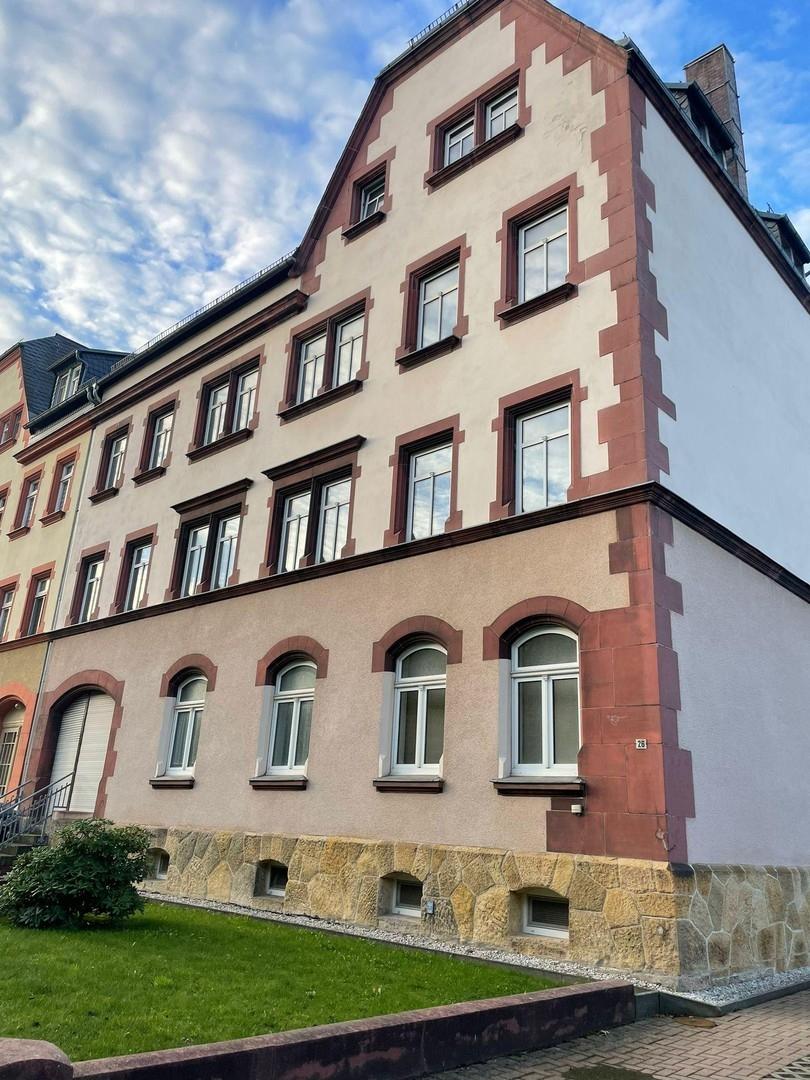 Hausansicht von der Straße