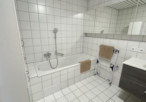 Dusch und Wannenbad