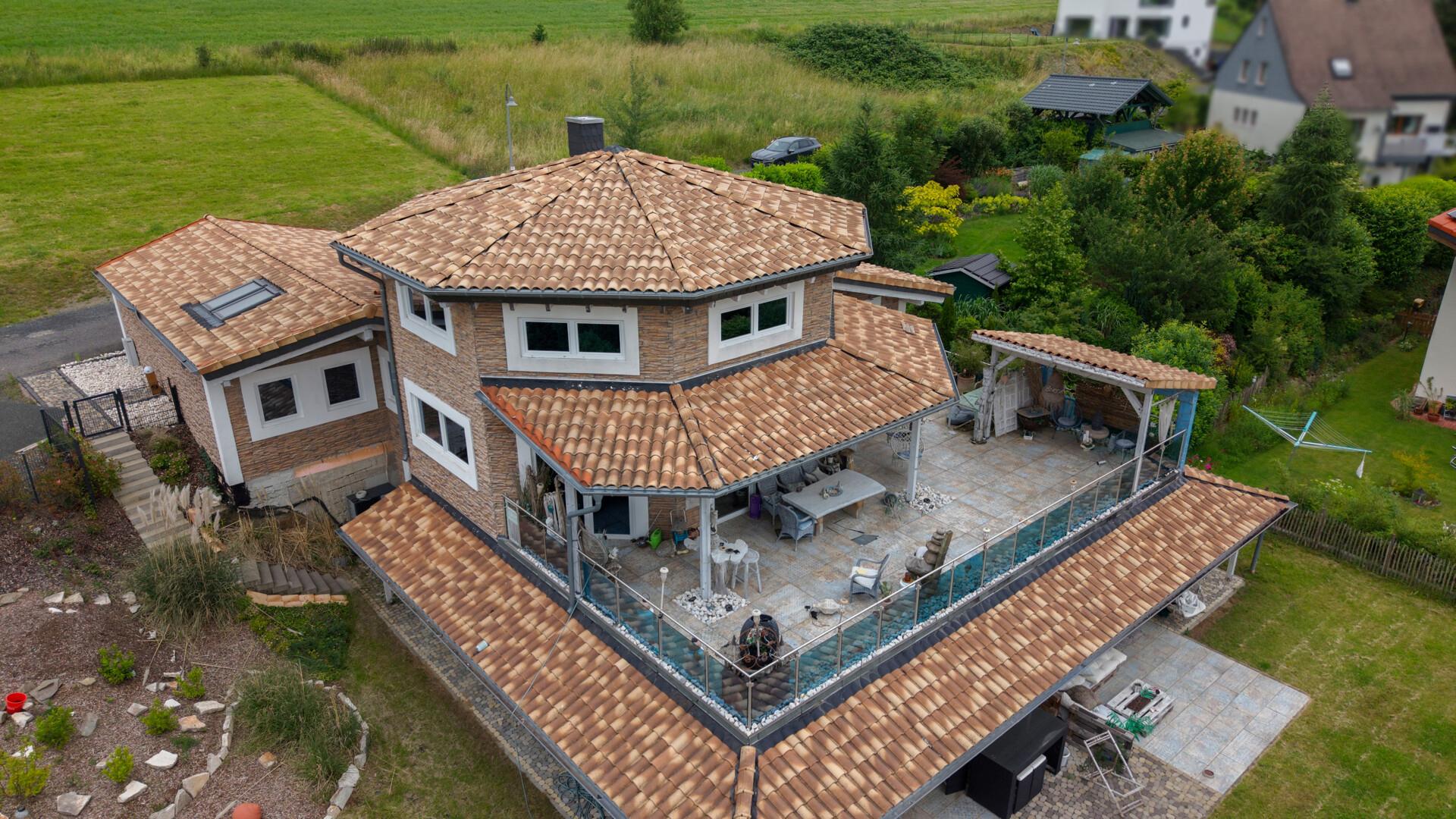 Luftaufnahme - Blick zur Terrasse