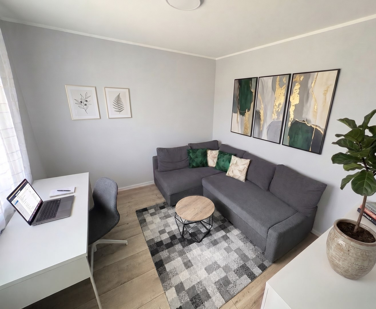 Büro / Gästezimmer EG