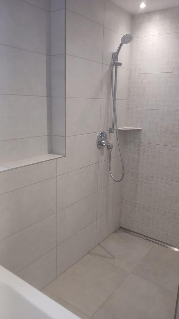 Bad/Dusche