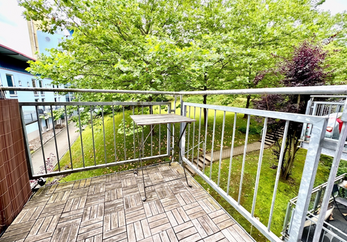 Balkon mit Blick ins Grüne