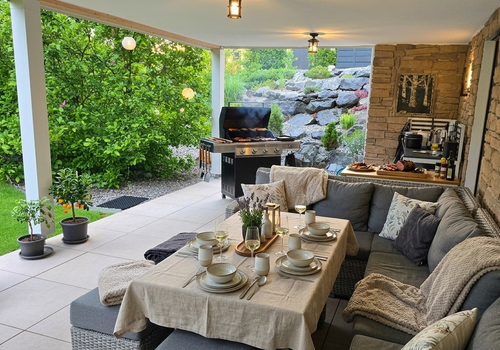 überdachte Terrasse 