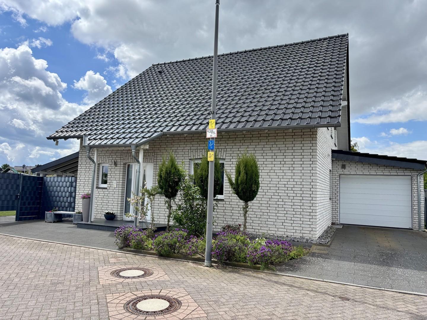Außenansicht_Hauseingang