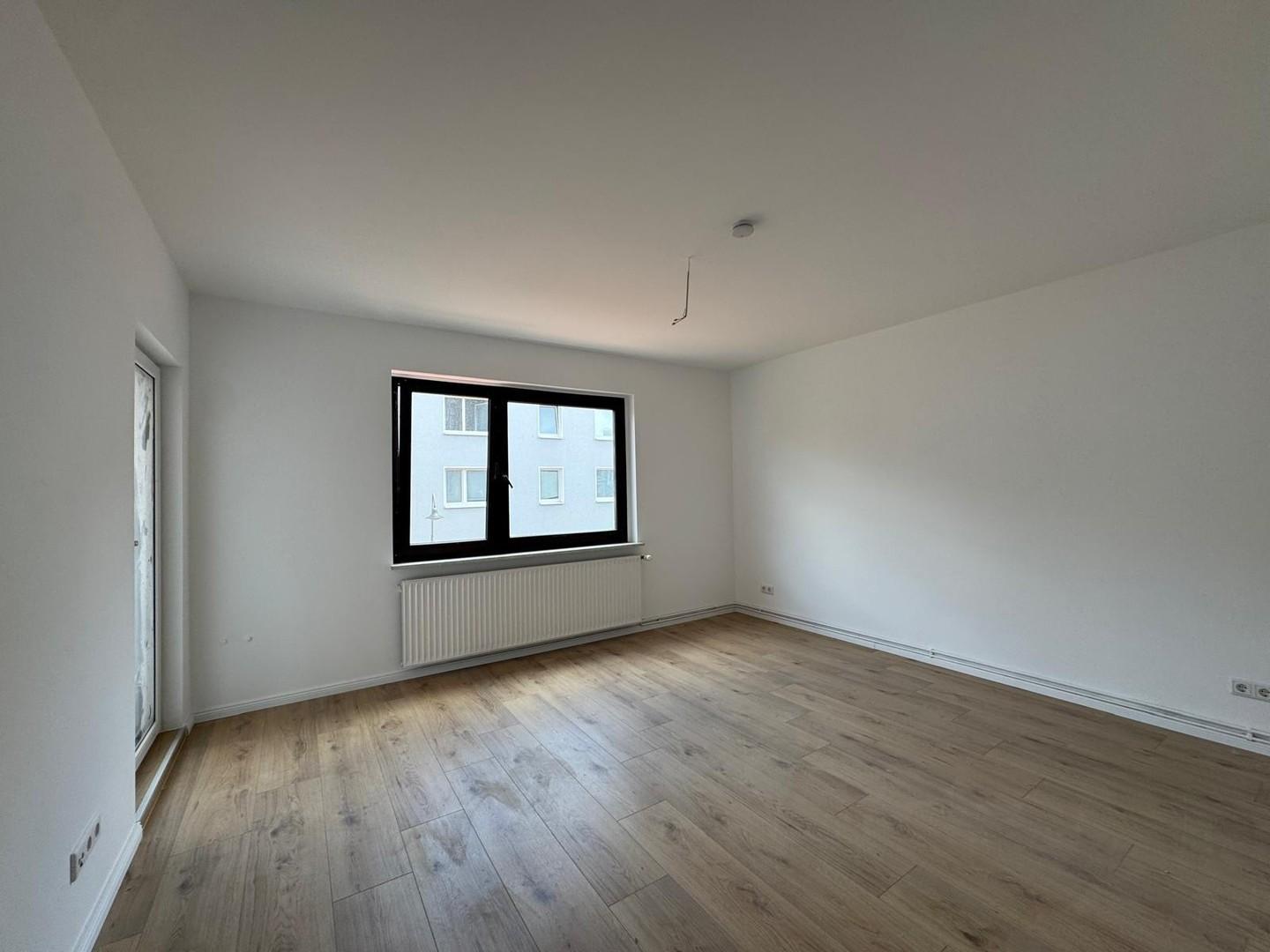Zimmer 1 Blick zur Straße