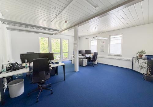 Verwaltungsgebäude: Büro
