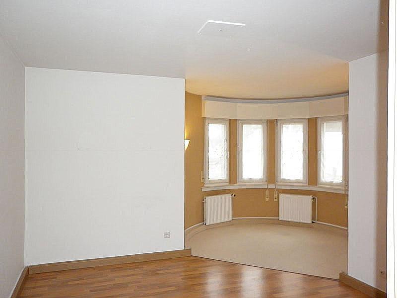 Wohnzimmer mit Erker