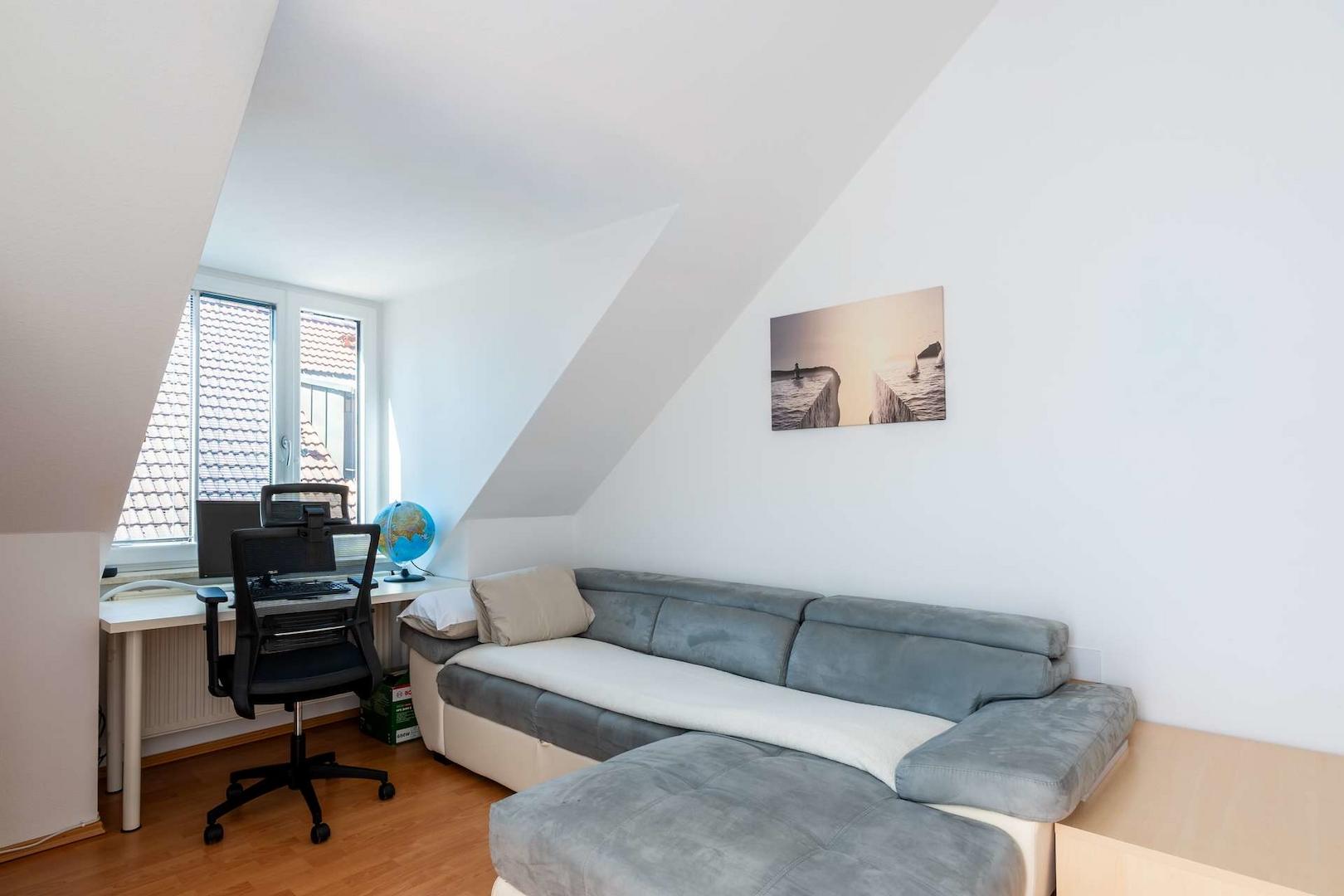Schlafzimmer 2
