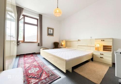 2. OG Vorderhaus Schlafzimmer 
