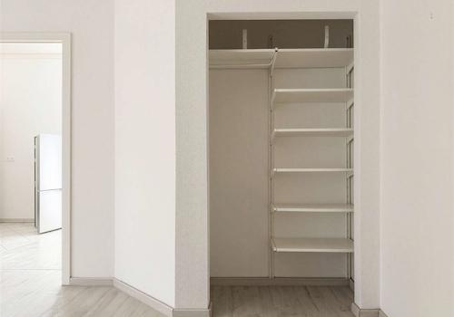 Einbauschrank im Flur