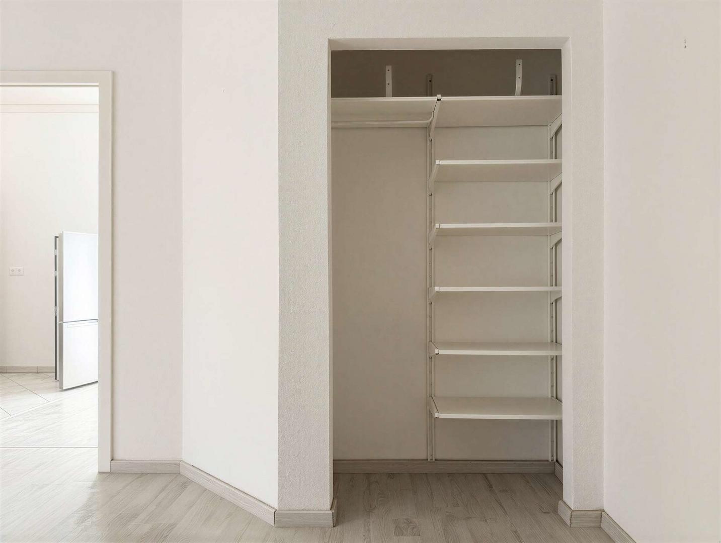 Einbauschrank im Flur