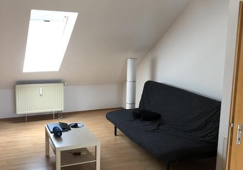 Helles Wohnzimmer