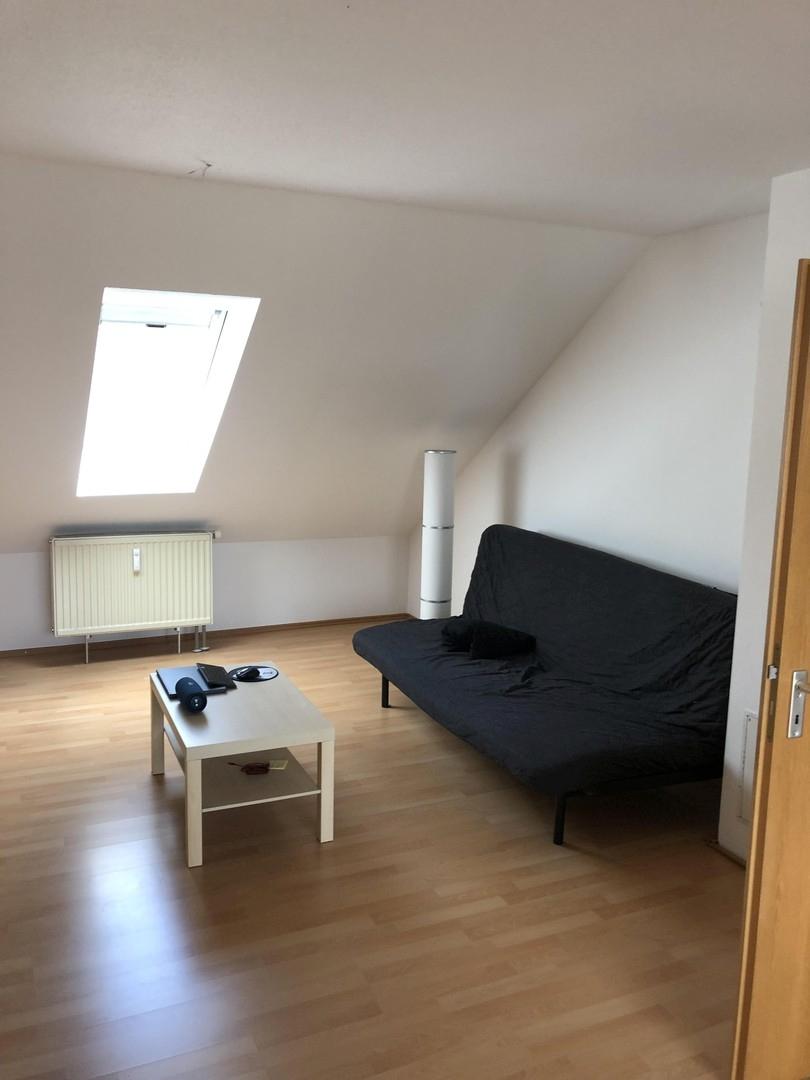 Helles Wohnzimmer