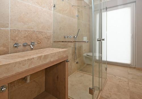 Naturstein Badezimmer