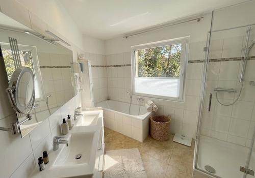 2. Badezimmer