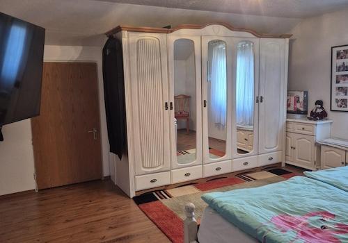 Schlafzimmer (OG) 