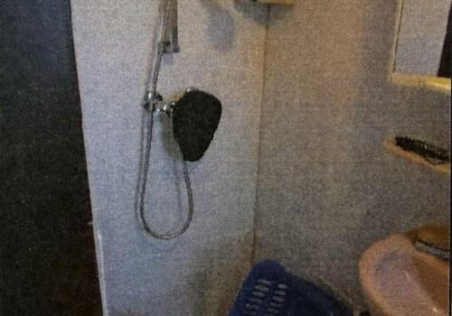 Dusche mit Gäste WC EG
