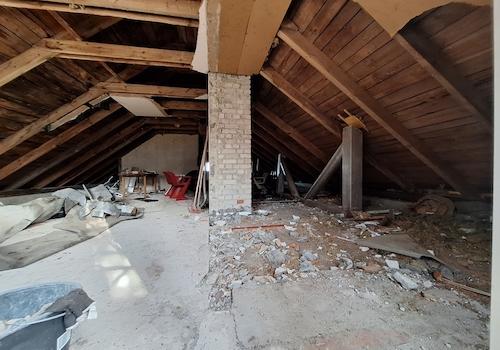 unausgebautes Dachgeschoss