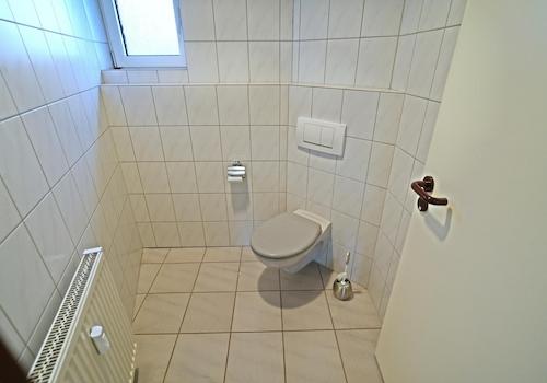 WC 2