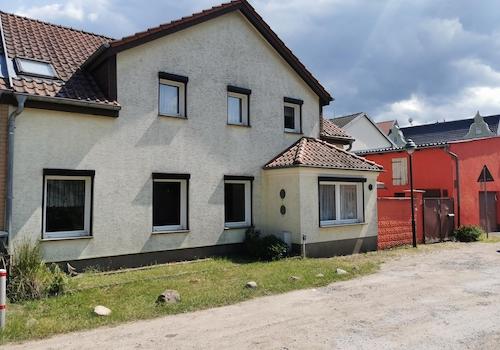 Strraßenansicht
