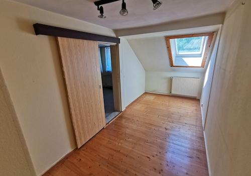 Zimmer 2 OG